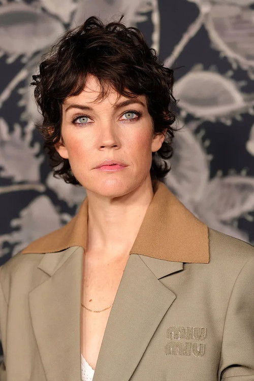 Podobny aktor do Jean Reno: Celia Rowlson-Hall