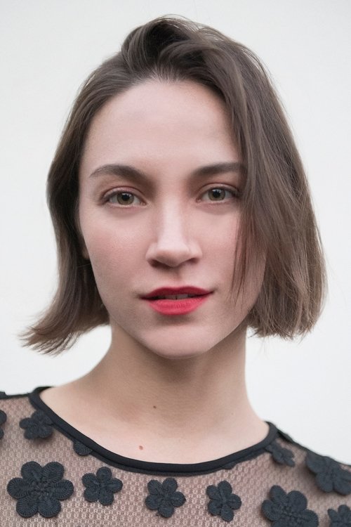 Podobny aktor do 이동용: Sydney Lemmon