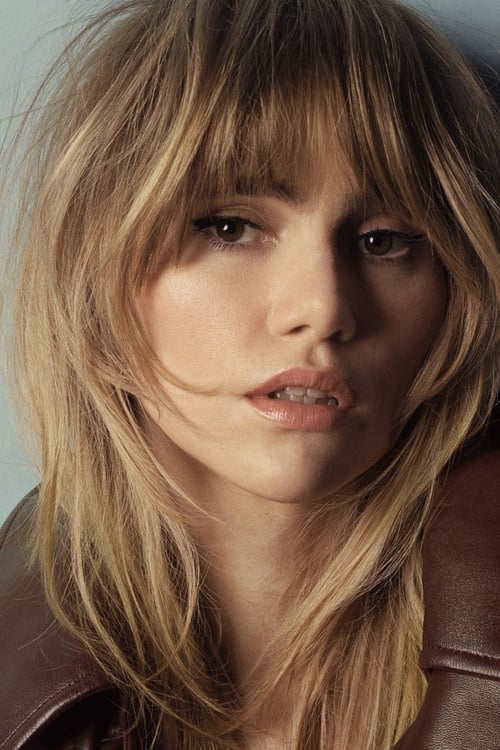 Podobny aktor do 이동용: Suki Waterhouse