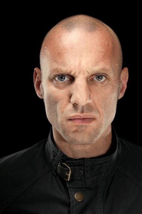 Podobny aktor do 박서준: Tomi May