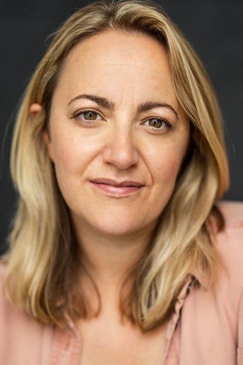 Podobny aktor do 이동용: Lucy Thackeray