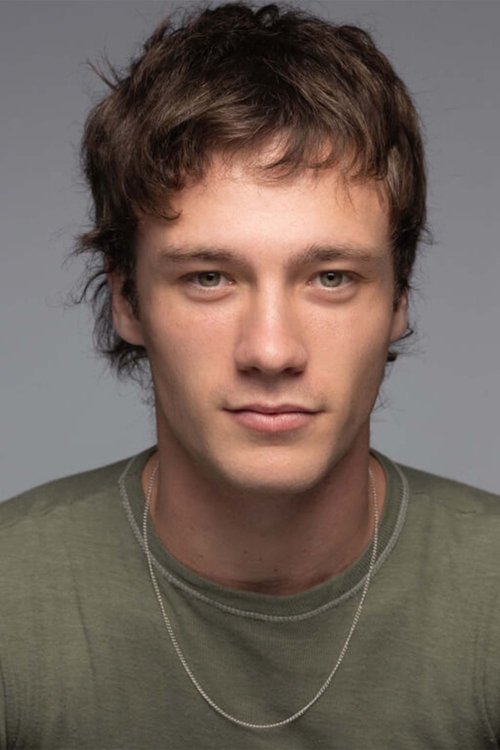 Podobny aktor do Fiona Dourif: Jack Patten