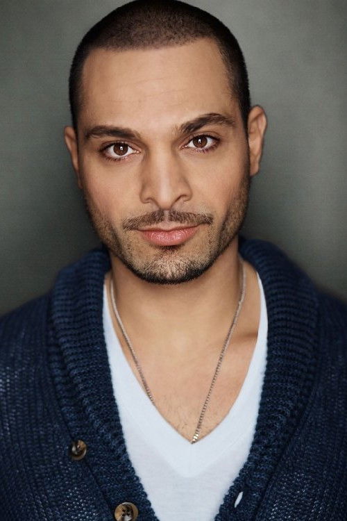 Podobny aktor do Damon Gupton: Michael Mando