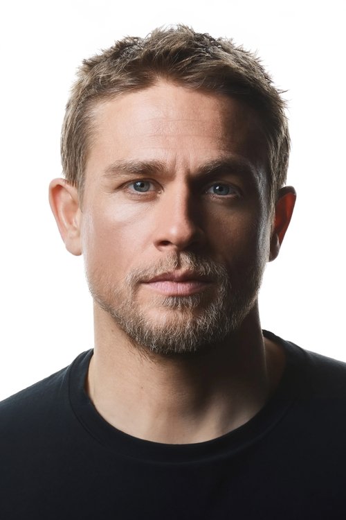 Podobny aktor do J.K. Simmons: Charlie Hunnam
