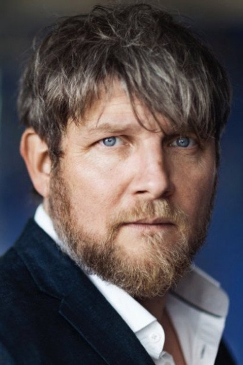 Podobny aktor do Michael Esper: Henning Valin