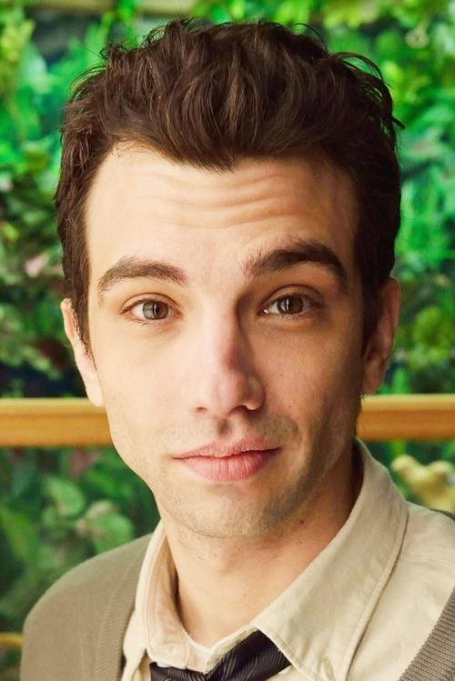 Podobny aktor do Ellen Burstyn: Jay Baruchel