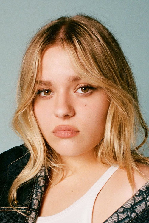 Podobny aktor do Ken Watanabe: Maisy Stella