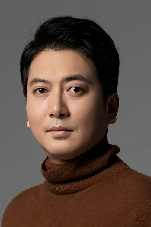 Podobny aktor do Alfred Molina: Park Myung-hoon