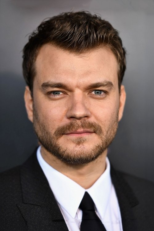 Podobny aktor do Joel McHale: Pilou Asbæk