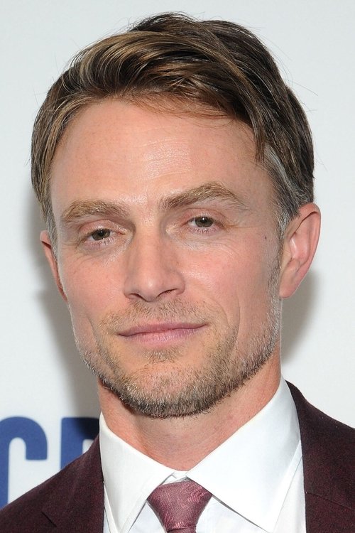 Podobny aktor do Justin Long: Wilson Bethel